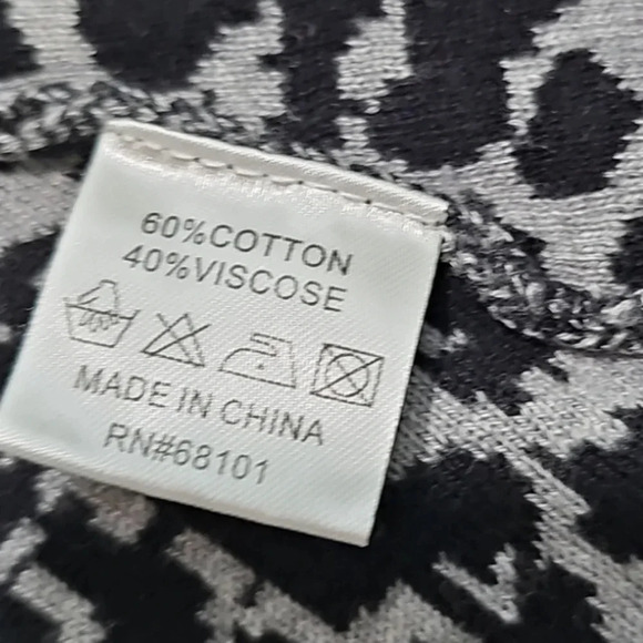 Belldini Medium Black Cheetah Chevron Print Longline Open Cardigan Sweater Cozy - Picture 5 of 7